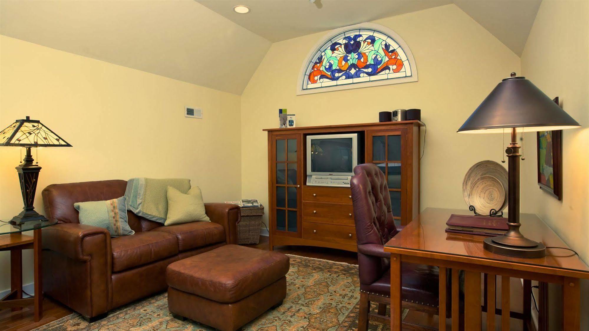 Harvey House Bed & Breakfast Oak Park Ngoại thất bức ảnh