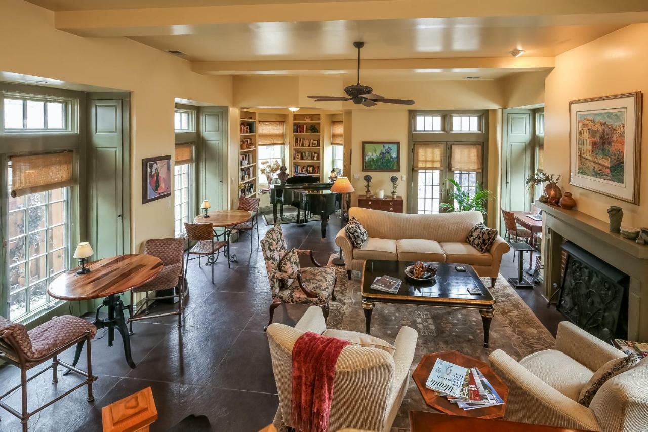 Harvey House Bed & Breakfast Oak Park Ngoại thất bức ảnh